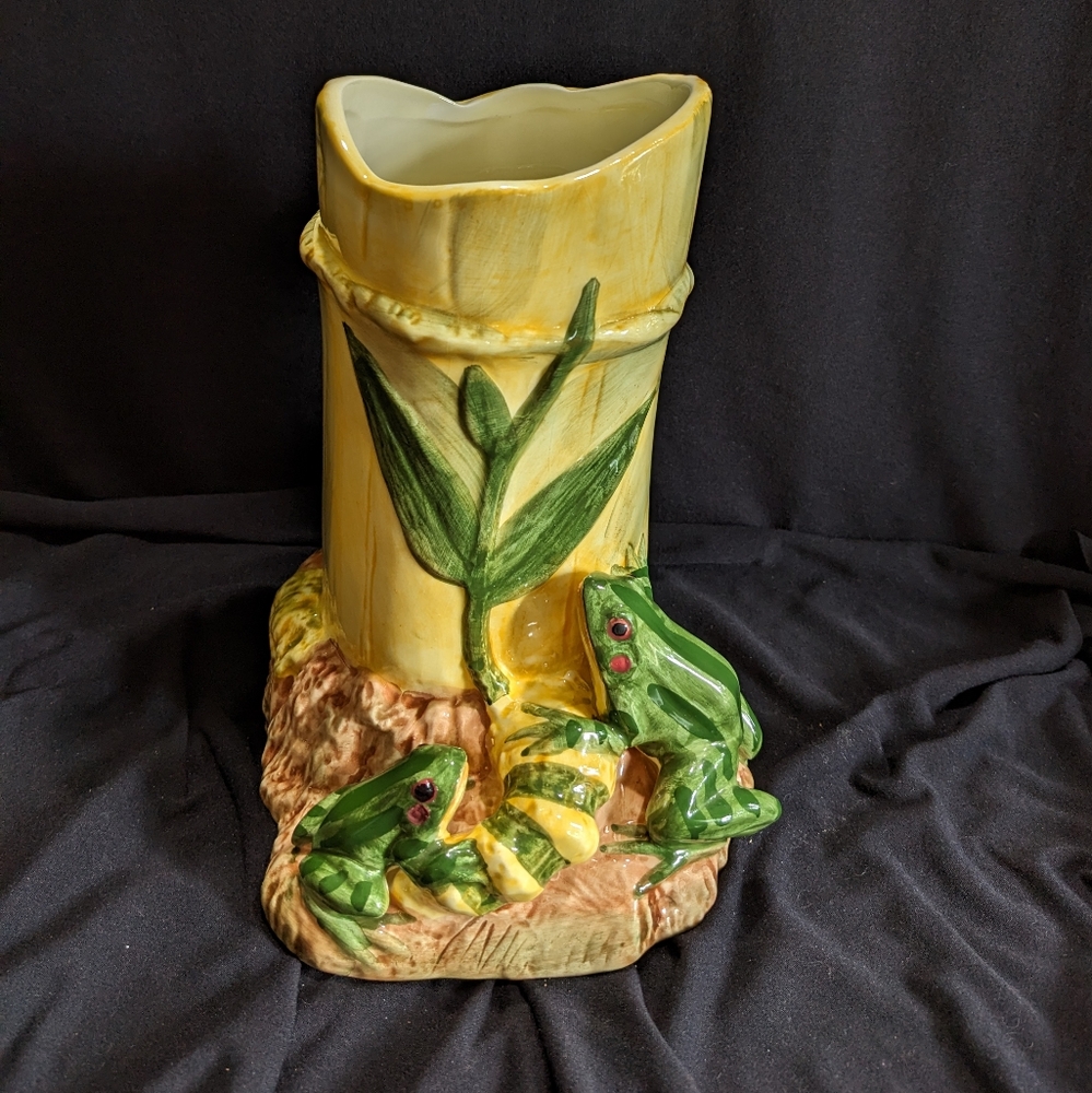 Majolica Style Frog and Bamboo Pottery Vase/Planter